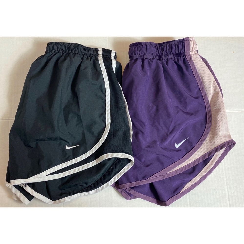 Nike dri fit shorts size small